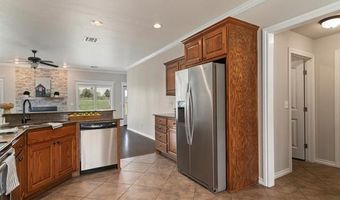 5817 Woodland Rd, Bartlesville, OK 74006