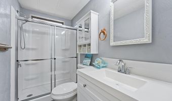 566 Dolphin Cir, Barefoot Bay, FL 32976