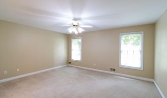 915 Woods Run Rd, Bardstown, KY 40004