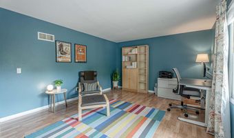 32 Whitcomb Cir, Madison, WI 53711