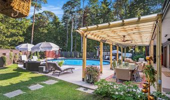 60 Alta Dl NE, Ada, MI 49301