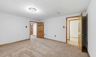 5018 Morse Rd, Alexandria, OH 43001