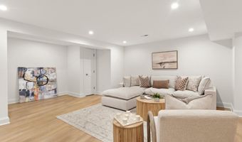 5522 LINCOLN St, Bethesda, MD 20817