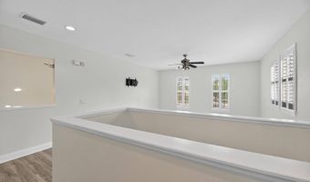 123 Aberdeen Pond Dr, Apollo Beach, FL 33572