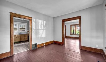 56 Vesper St, Akron, OH 44310