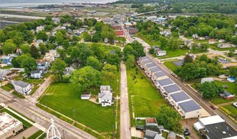 1433 W 4th St, Ashtabula, OH 44004