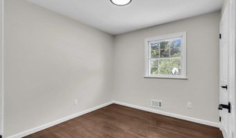 226 Mill Creek Dr, Bayville, NJ 08721