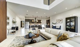 6525 E CAVE CREEK Rd 101, Cave Creek, AZ 85331