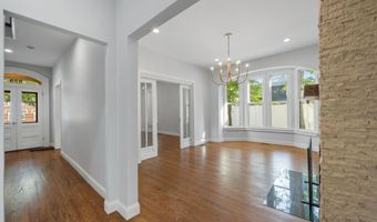 829 AVENUE C, Bayonne, NJ 07002