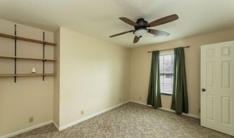 133 Lake Lure Cir, Alma, GA 31510