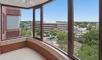 2400 CLARENDON Blvd 815, Arlington, VA 22201
