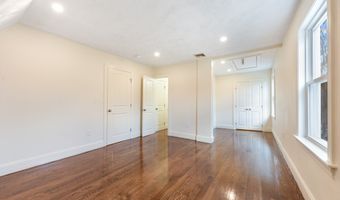 2-4 Brechin Ter, Andover, MA 01810