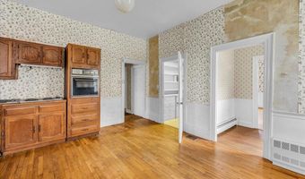 152 Church St, Belfast, ME 04915