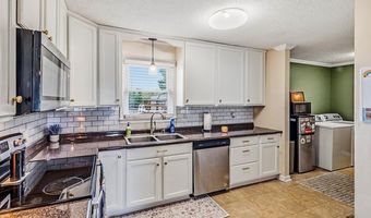 101 Huey St, Boiling Springs, SC 29316
