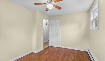 109 W Shore Dr, Coventry, RI 02816