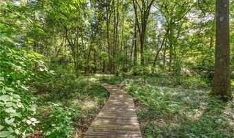 199 WOODFIELD Dr, Auburn, AL 36830