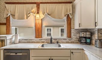 317-319 Turner St, Auburn, ME 04210