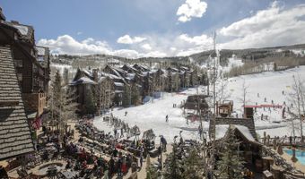 130 Daybreak Rdg Hs640, Avon, CO 81620