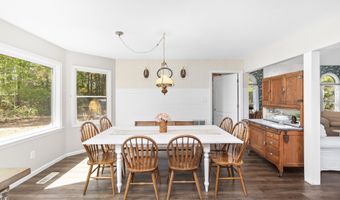 126 Narrow Shore Rd, Aydlett, NC 27916