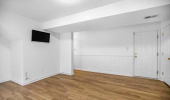 43782 BROOKLINE Ter, Ashburn, VA 20147