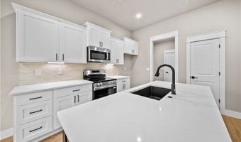 34 Lockhart Dr, Bella Vista, AR 72715