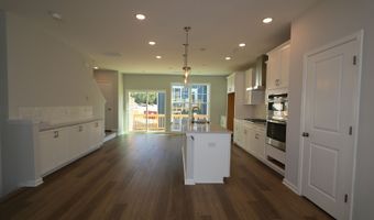 2722 Hunter Woods Dr, Apex, NC 27502