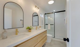 10236 Lake Meadow Ln, Escondido, CA 92026