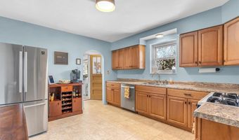 8216 Mackenzie Rd, Affton, MO 63123
