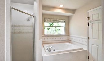 130 EVERGREEN Dr, Auburndale, FL 33823