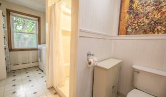 3 Swanson Dr, Bristol, CT 06010