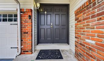 100 Holly Green Dr, Ballwin, MO 63021