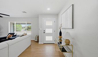 890 W DEL RIO St, Chandler, AZ 85225