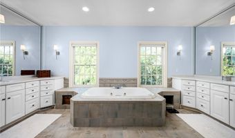 85 Galileo Dr, Amherst, NY 14221
