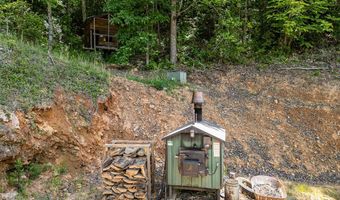 1064 Pinedale Ln, Andrews, NC 28901