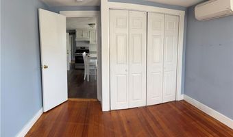 12 Third School St 2, Bristol, RI 02809