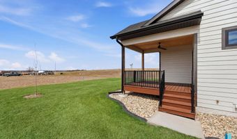 405 N Sunshine Ave, Brandon, SD 57005