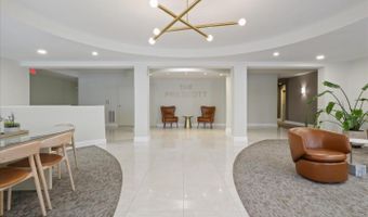 1115 CAMERON St #315, Alexandria, VA 22314