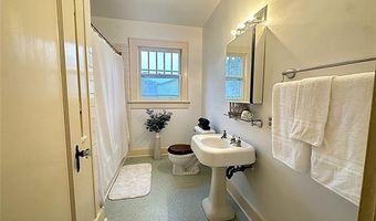 420 K St SW, Ardmore, OK 73401