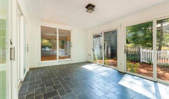 60 Boulder Dr, Auburn, ME 04210
