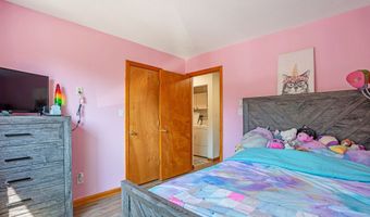 565 Clark Ave APT 17, Bristol, CT 06010