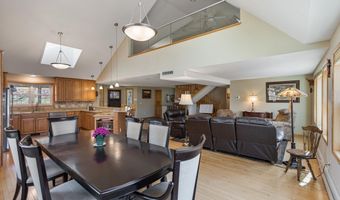 1342 Stagecoach Trl S, Afton, MN 55001