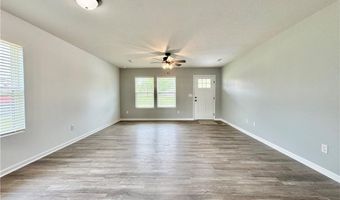 466 East St, Austin, IN 47102