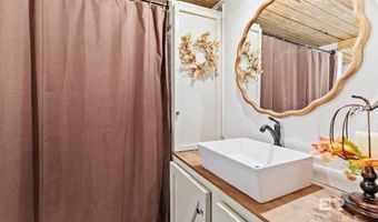 55056 Rabun Rd, Bay Minette, AL 36507