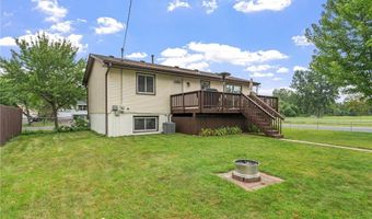 956 Blackoaks Ln, Anoka, MN 55303
