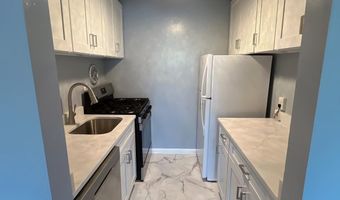 4379 AMERICANA Dr 201, Annandale, VA 22003