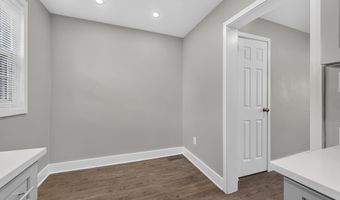 2026 N VERMONT St 301, Arlington, VA 22207