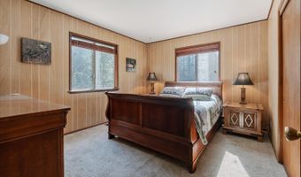 1945 Evergreen Ln, Arnold, CA 95223
