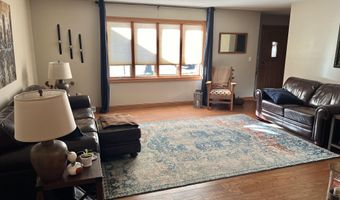 1109 Clover Ct, Aberdeen, SD 57401