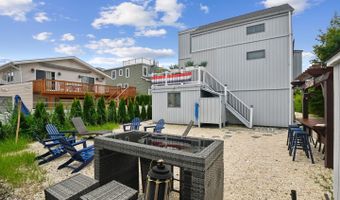3 W 12 St, Barnegat Light, NJ 08006