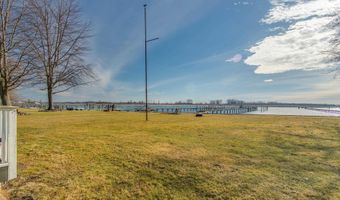 6123 Pointe Tremble, Algonac, MI 48001